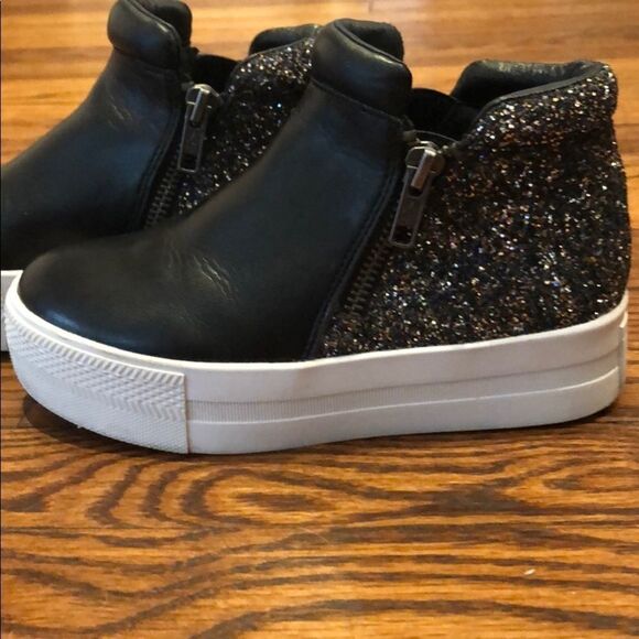 Ash girls high tops.  - Picture 1 of 5